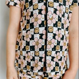 Monkeeroos 2pc Shorts Button Up pajamas set - size 6Y
